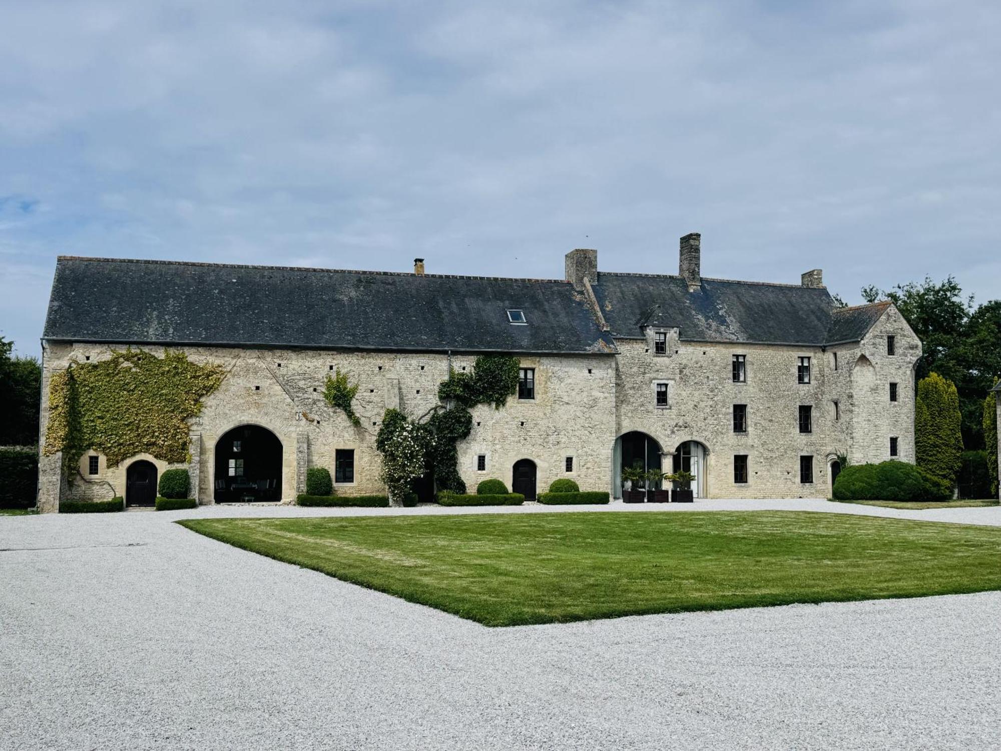 Manoir Du Quesnay Bed and Breakfast Mandeville-en-Bessin Buitenkant foto