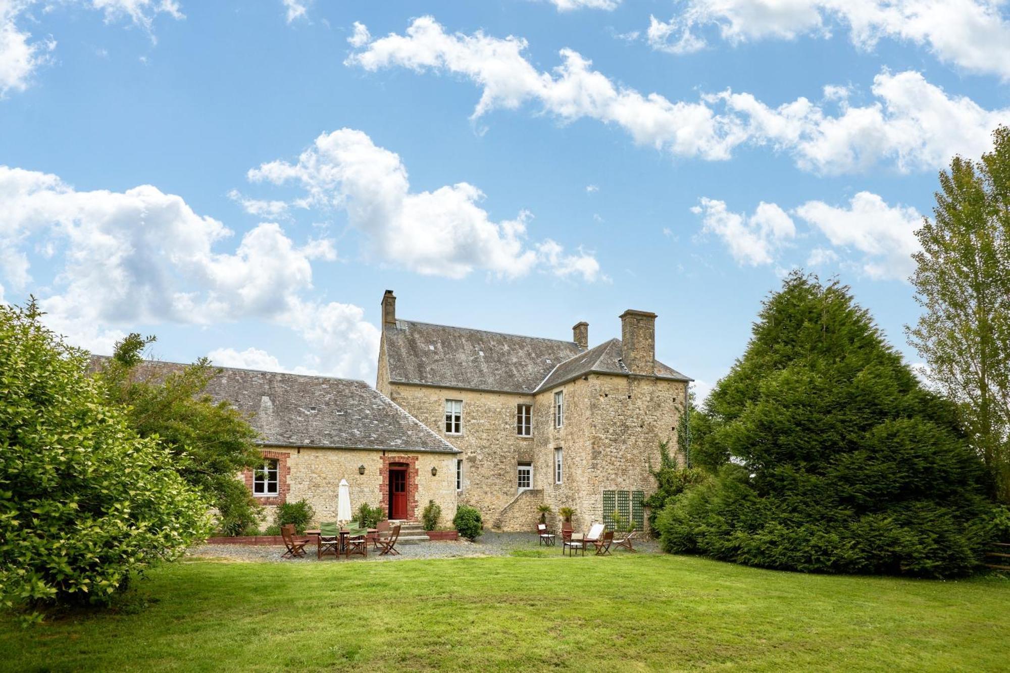 Manoir Du Quesnay Bed and Breakfast Mandeville-en-Bessin Buitenkant foto
